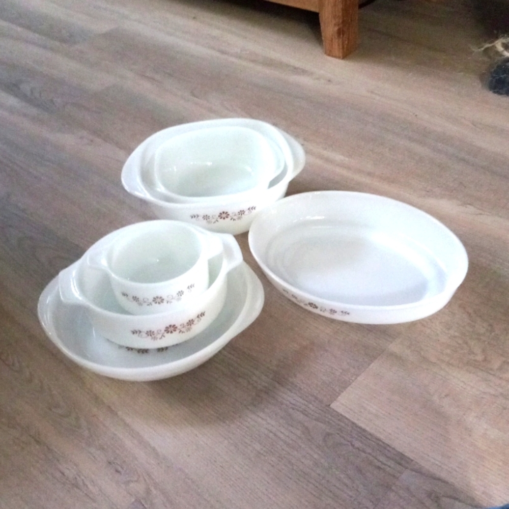 6 piece lot of Vintage 60s Dynaware Pyrorey